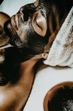 Natural Skin Care Tips at Home – Get Glowing Skin Naturally!